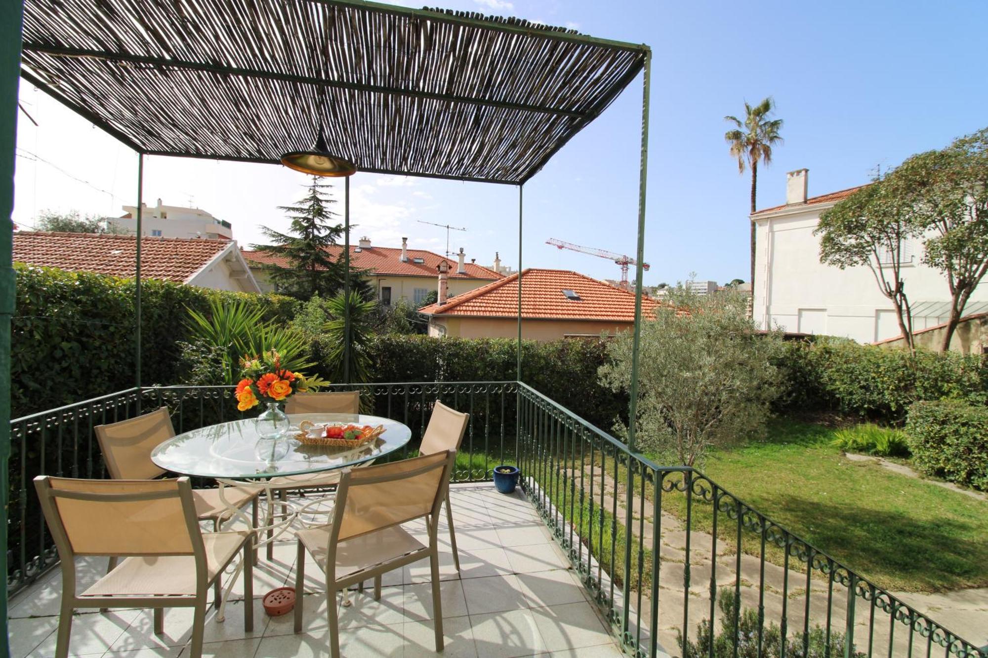 Villa Cottage Reine, Rc Jardin คานส์ ภายนอก รูปภาพ