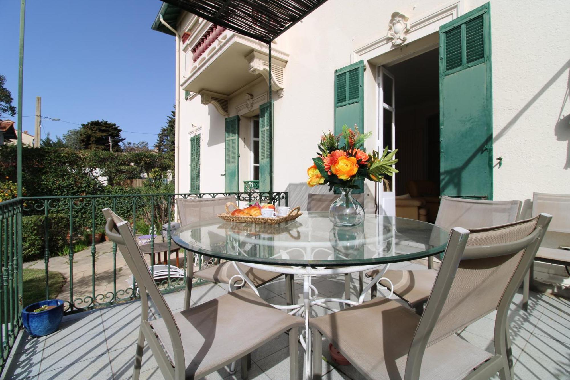 Villa Cottage Reine, Rc Jardin คานส์ ภายนอก รูปภาพ